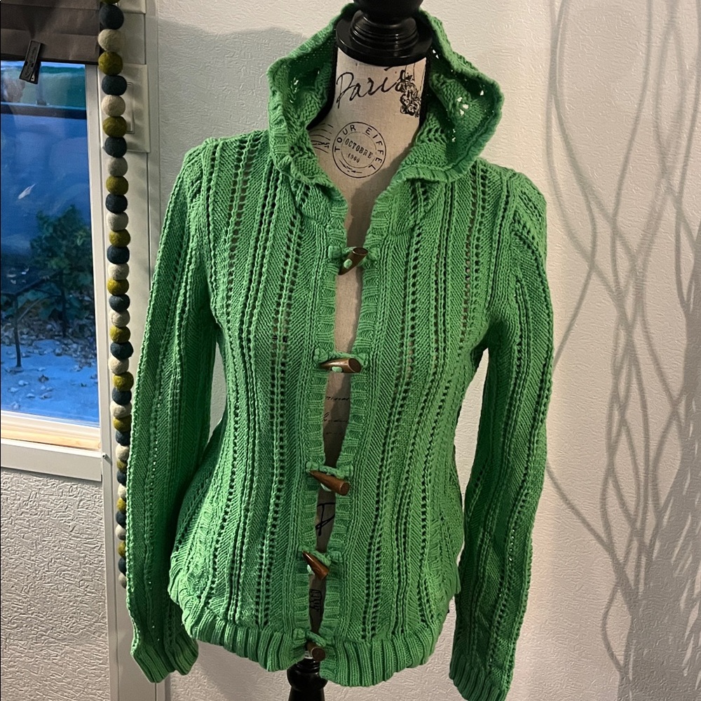 Mossimo Supply Co Vibrant Kelly Green Knit Sweater XL vintage wood toggle button